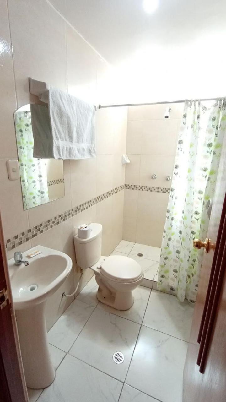 Hostal Acuarius 普诺 外观 照片