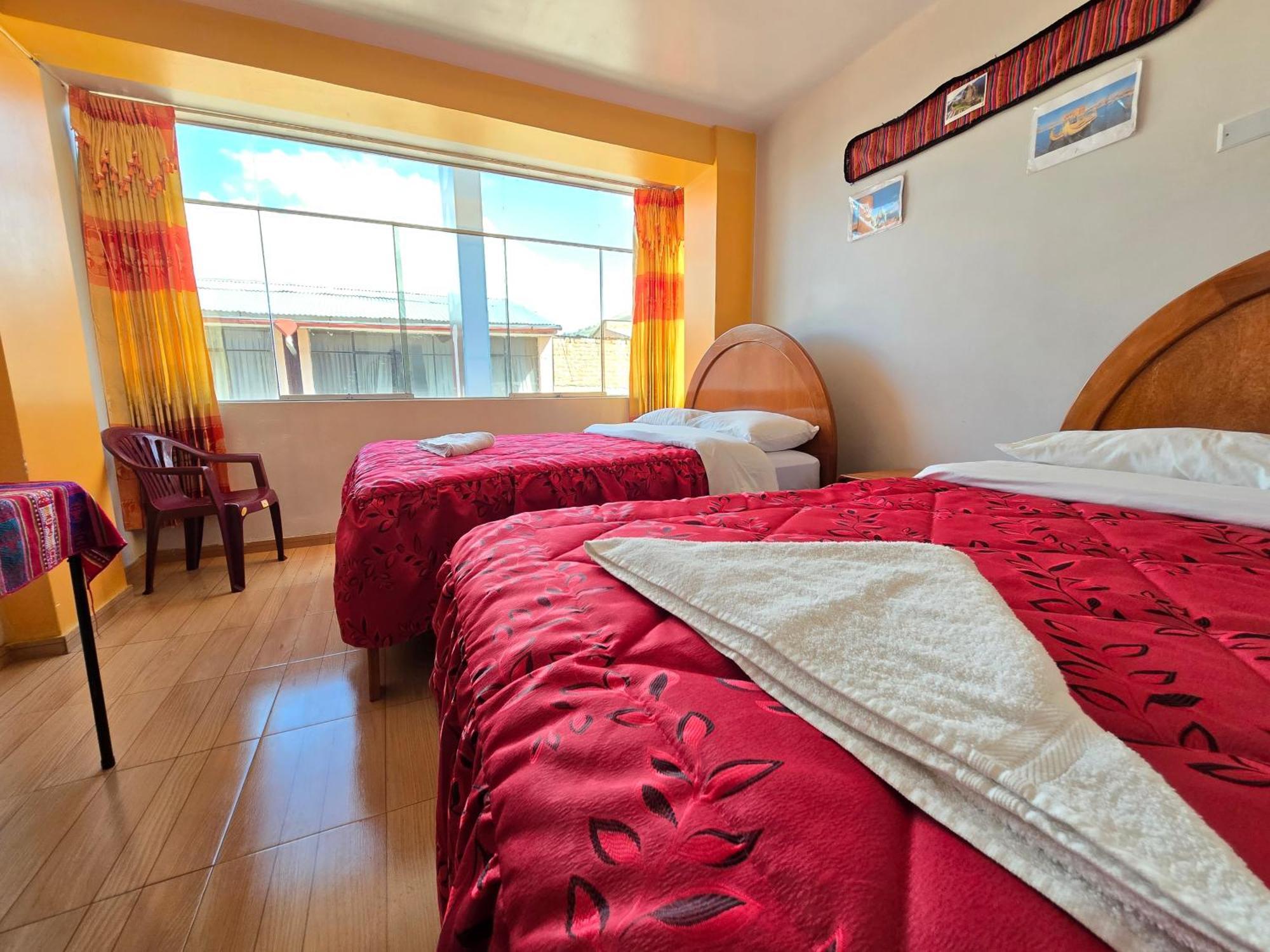 Hostal Acuarius 普诺 外观 照片