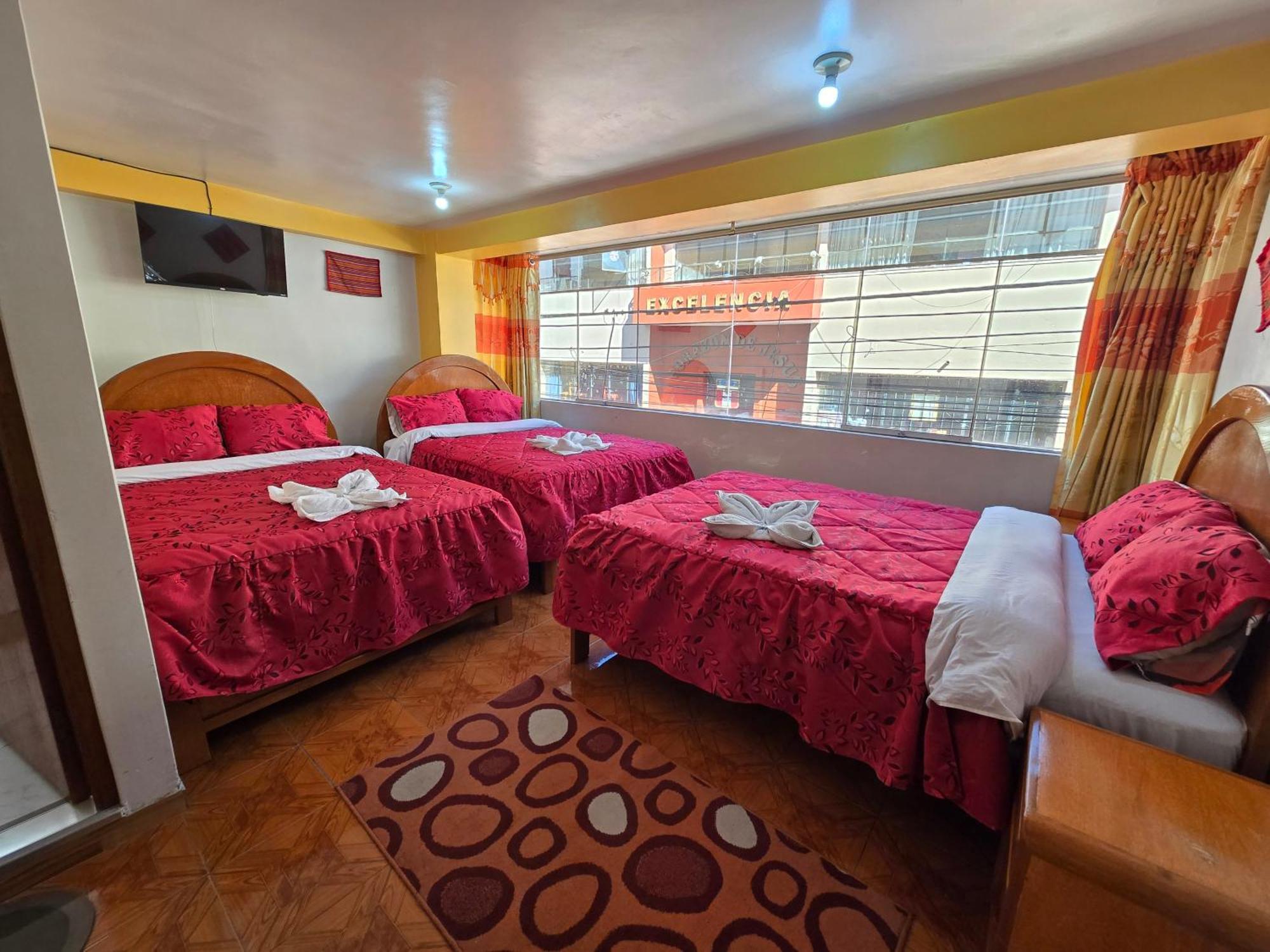 Hostal Acuarius 普诺 外观 照片