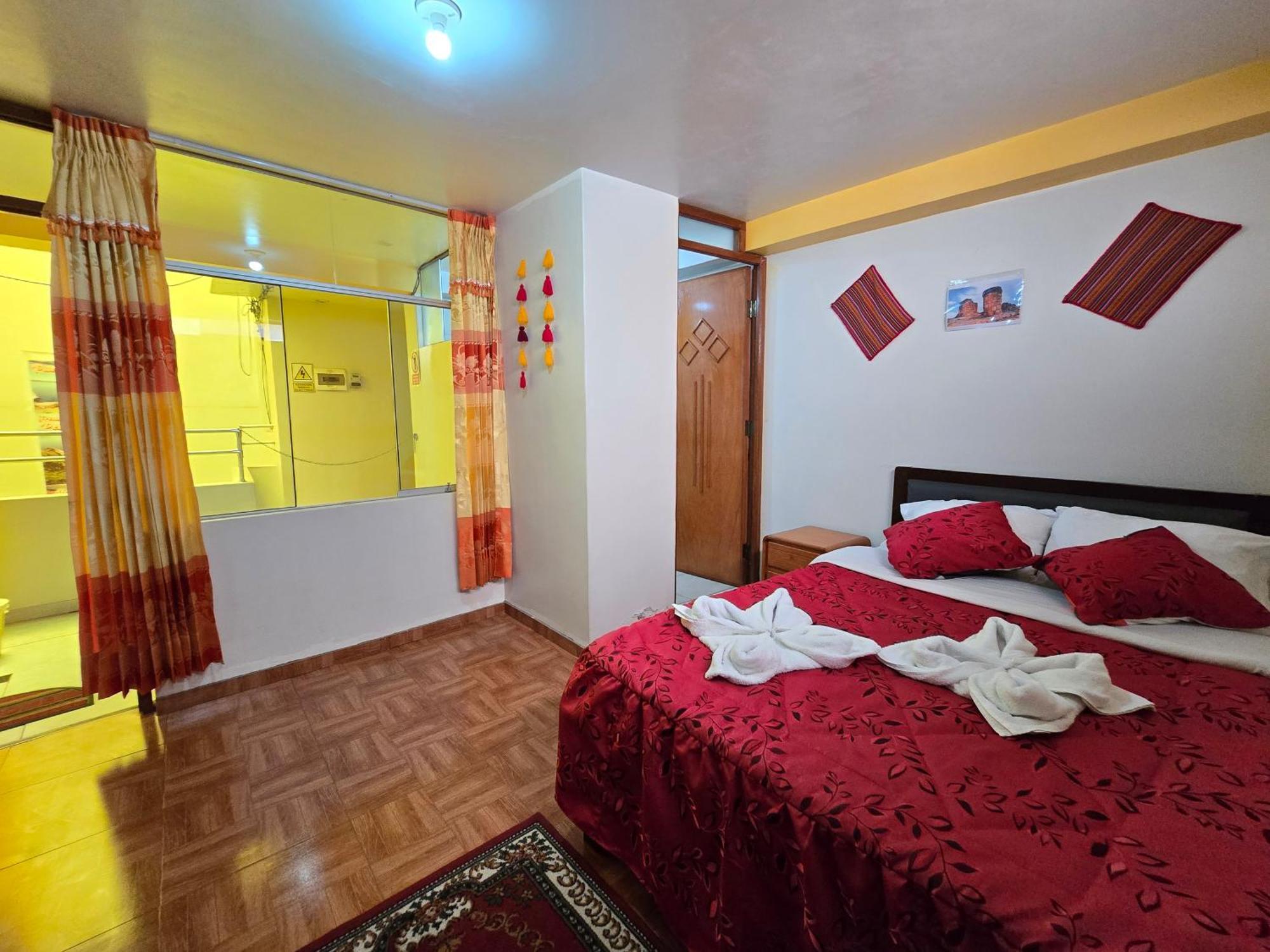 Hostal Acuarius 普诺 外观 照片