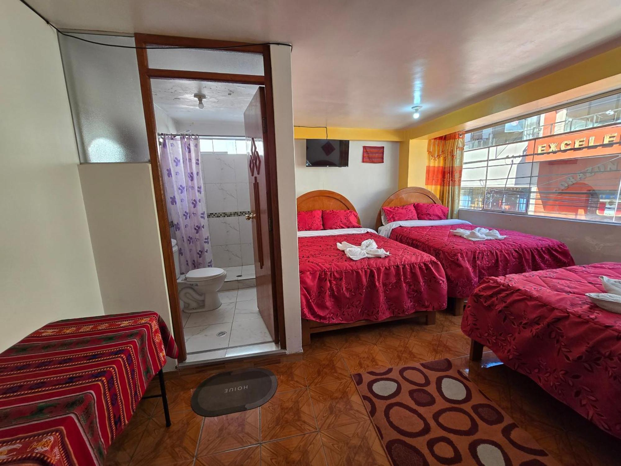 Hostal Acuarius 普诺 外观 照片