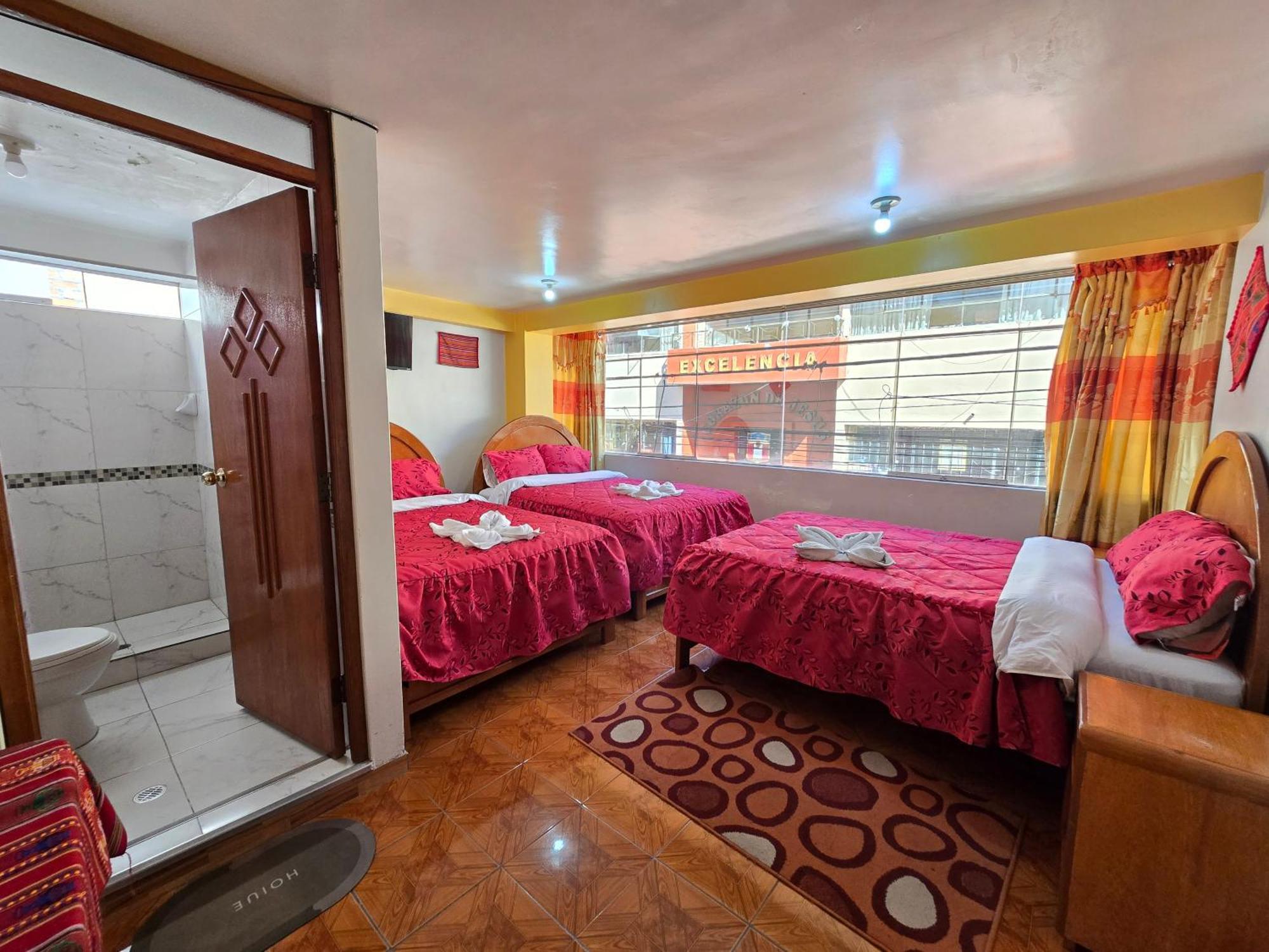 Hostal Acuarius 普诺 外观 照片