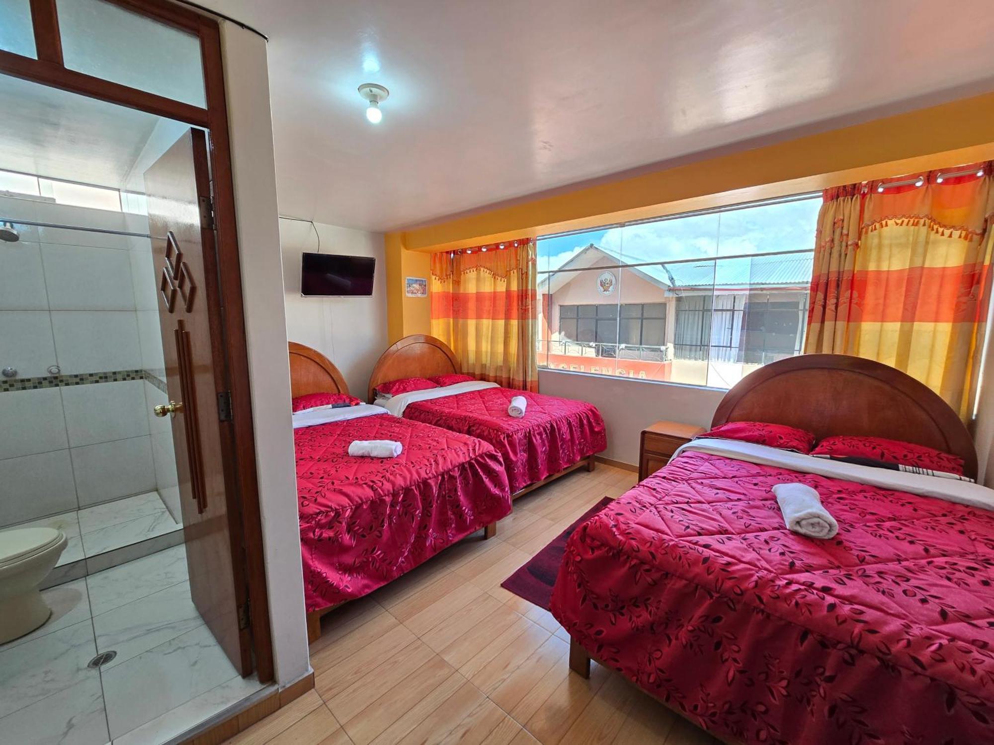 Hostal Acuarius 普诺 外观 照片