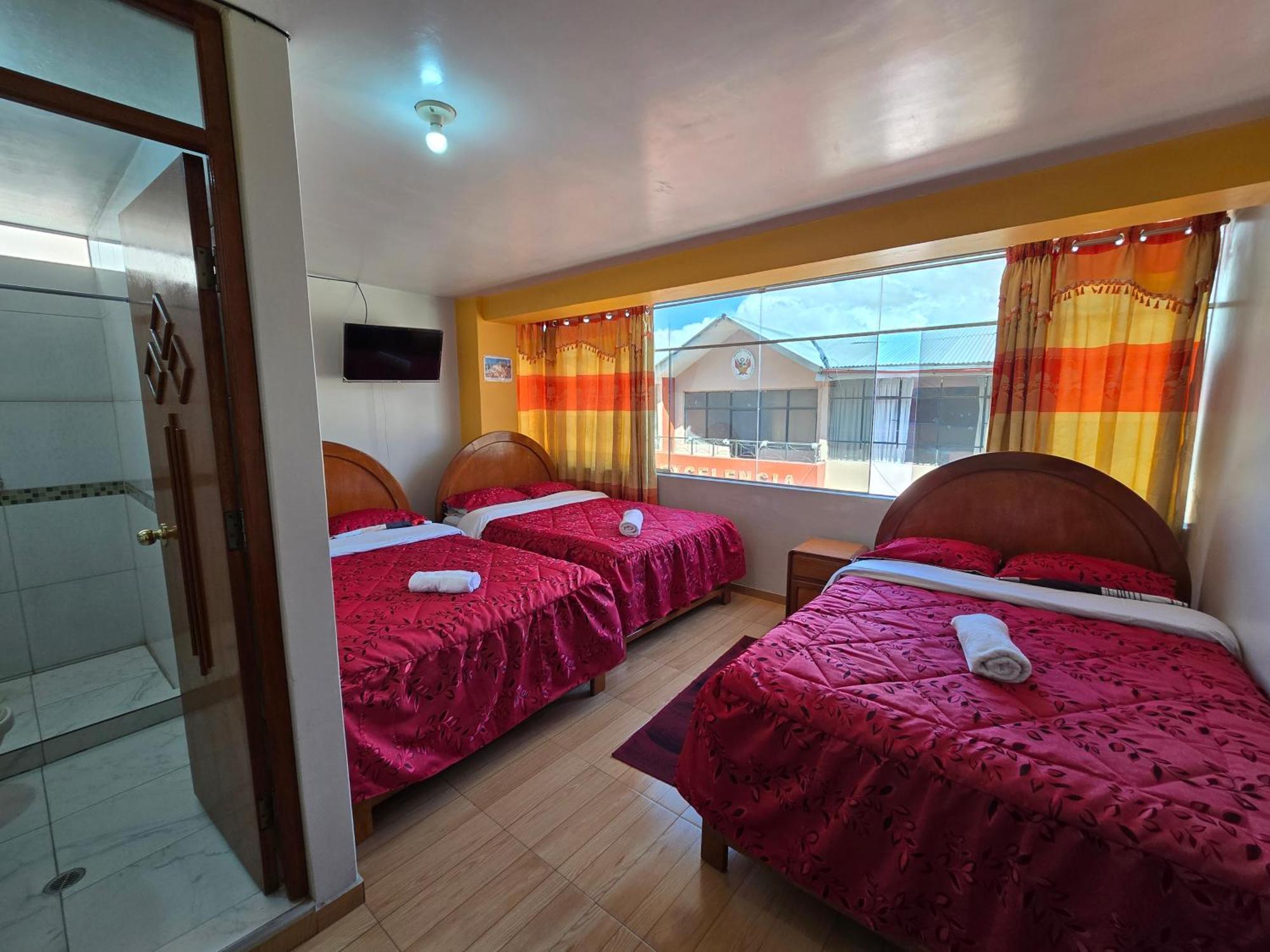 Hostal Acuarius 普诺 外观 照片