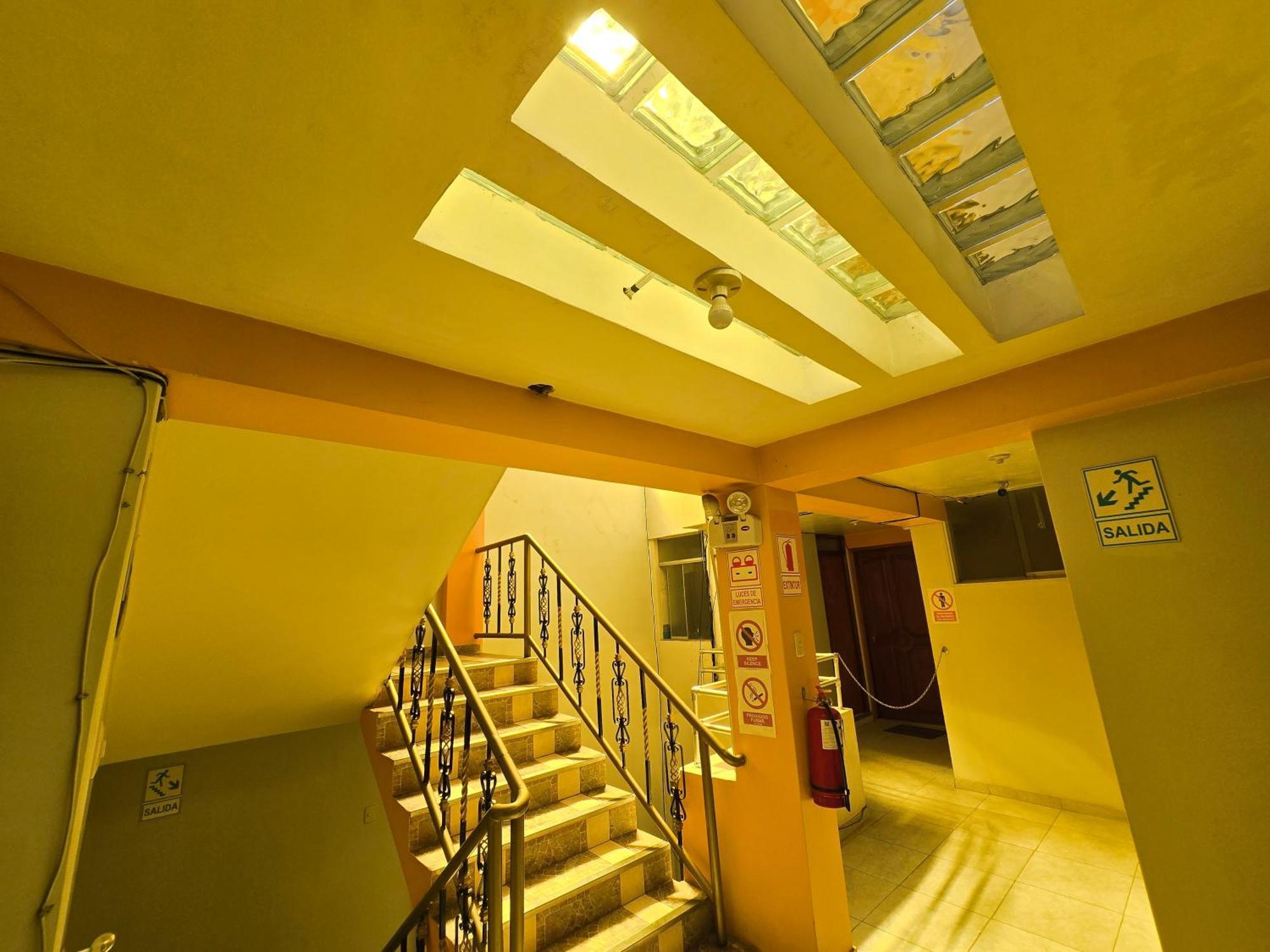 Hostal Acuarius 普诺 外观 照片